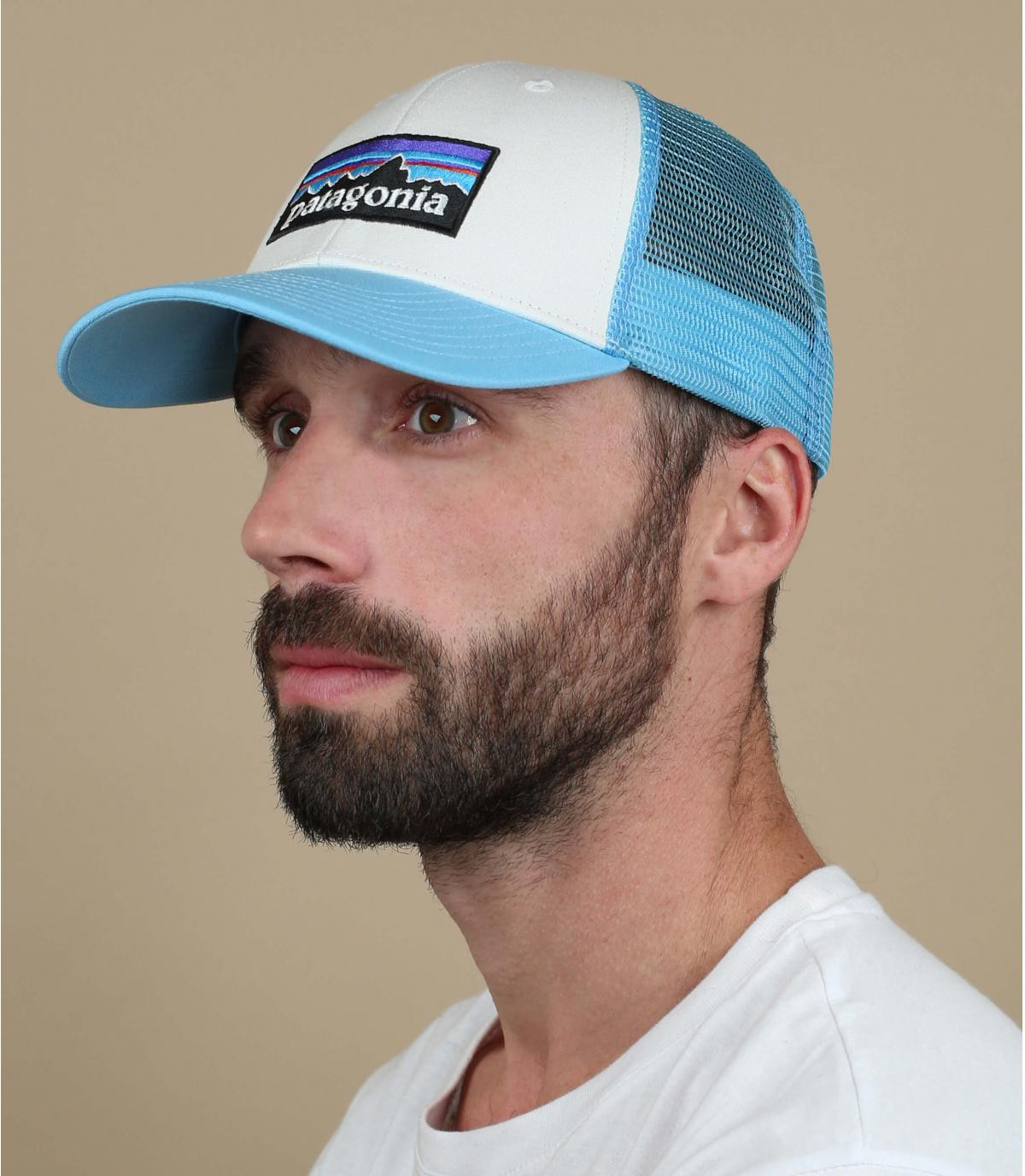 blue white Patagonia trucker P6 Logo Trucker LoPro white break up blue